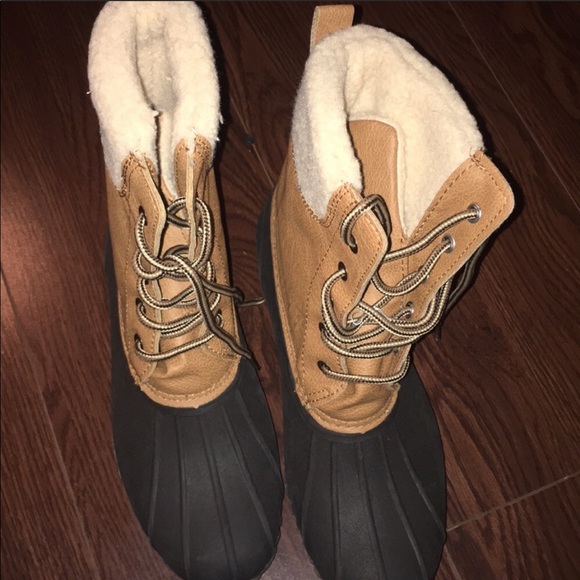 Worn once buck boots size 8 fits like a 7 - Picture 3 of 4